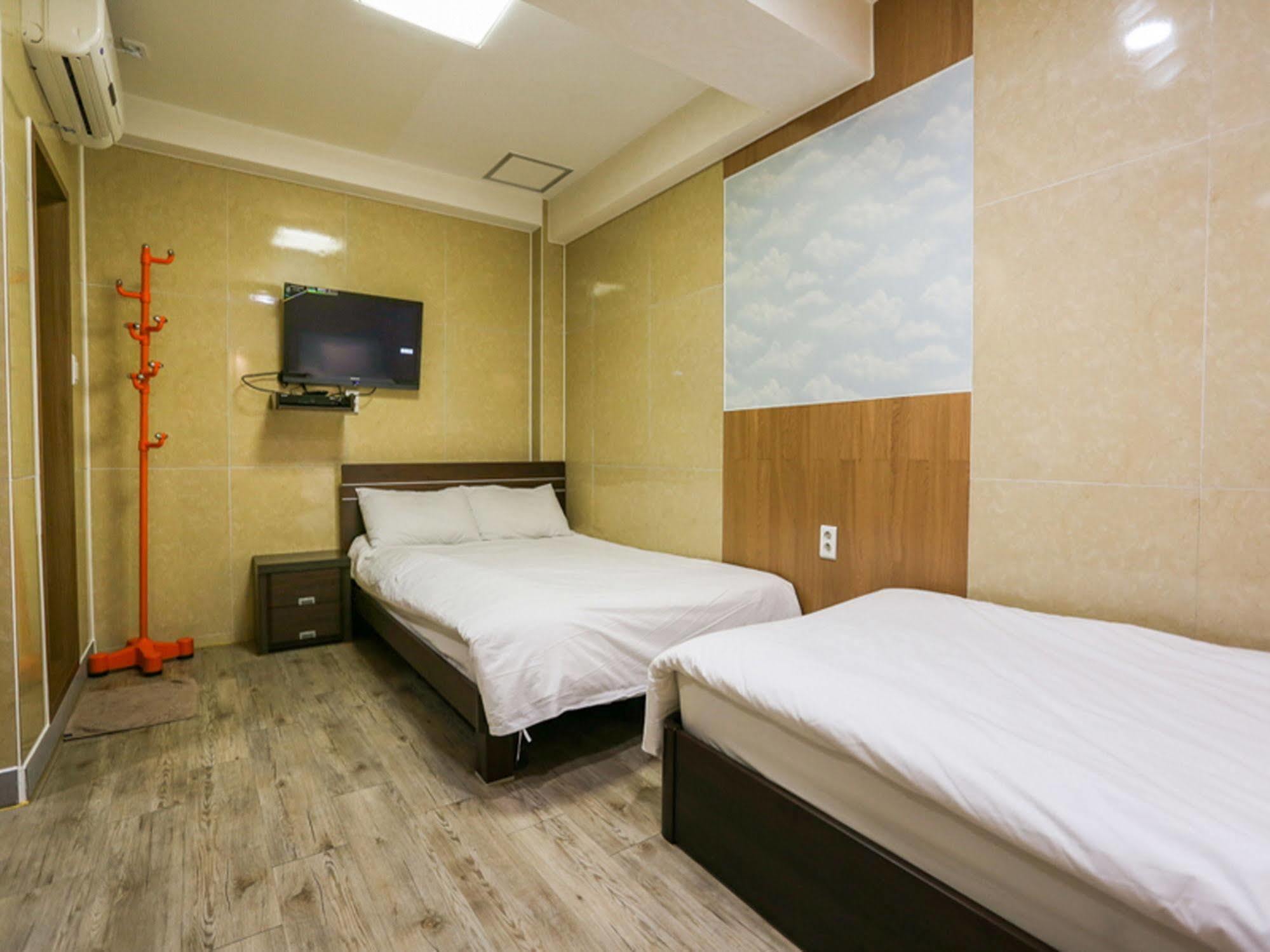 סיאול Guesthouse Myeongdong 2 מראה חיצוני תמונה